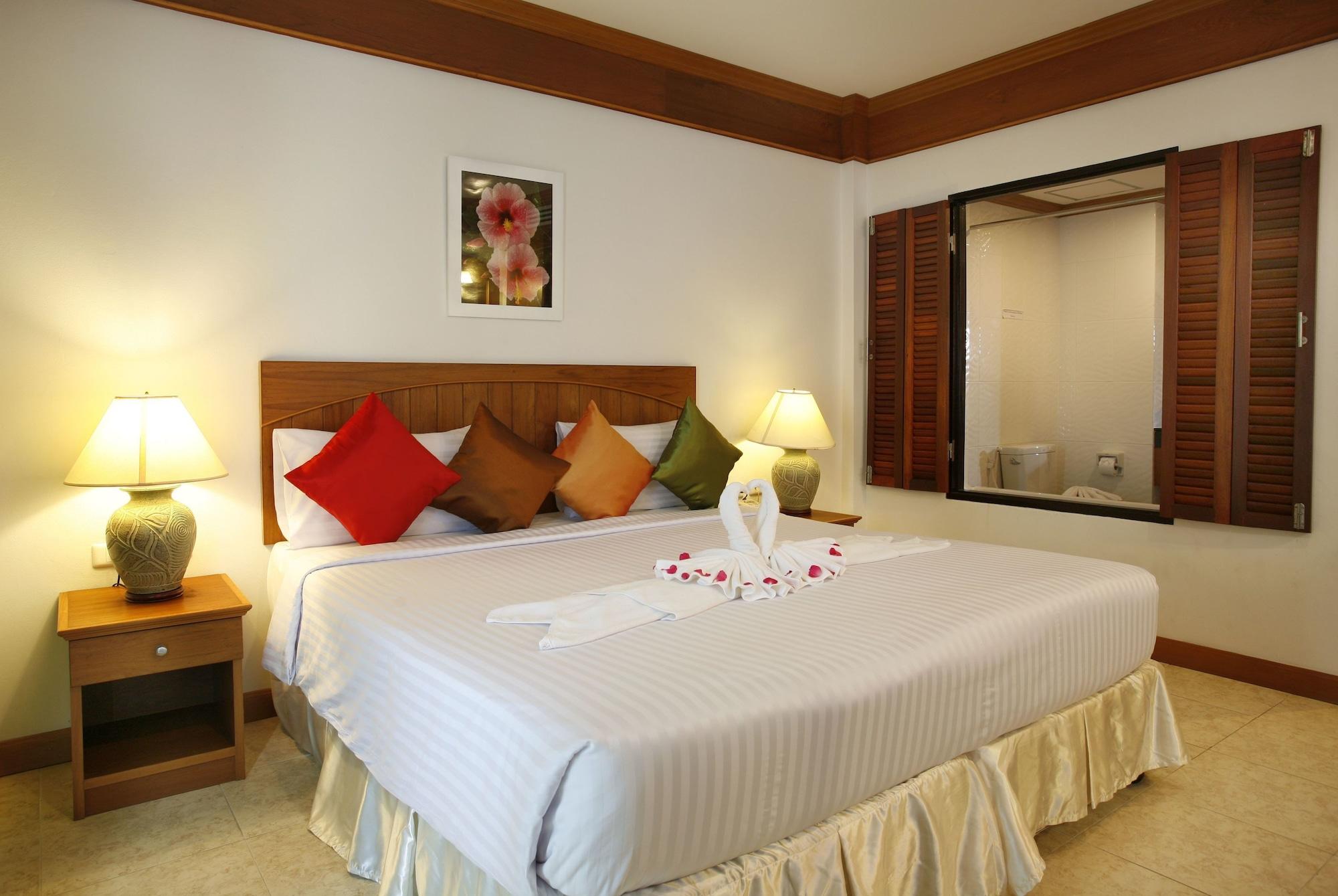 Jiraporn Hill Resort Patong Exterior foto