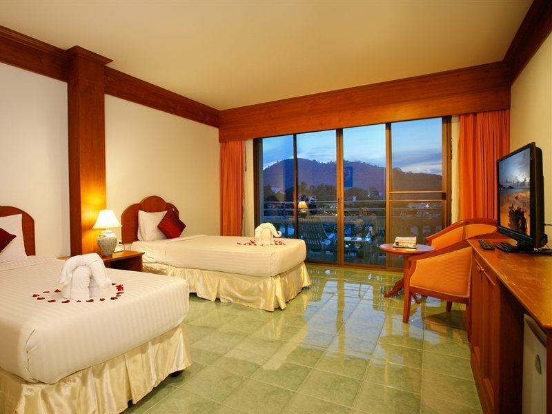 Jiraporn Hill Resort Patong Exterior foto