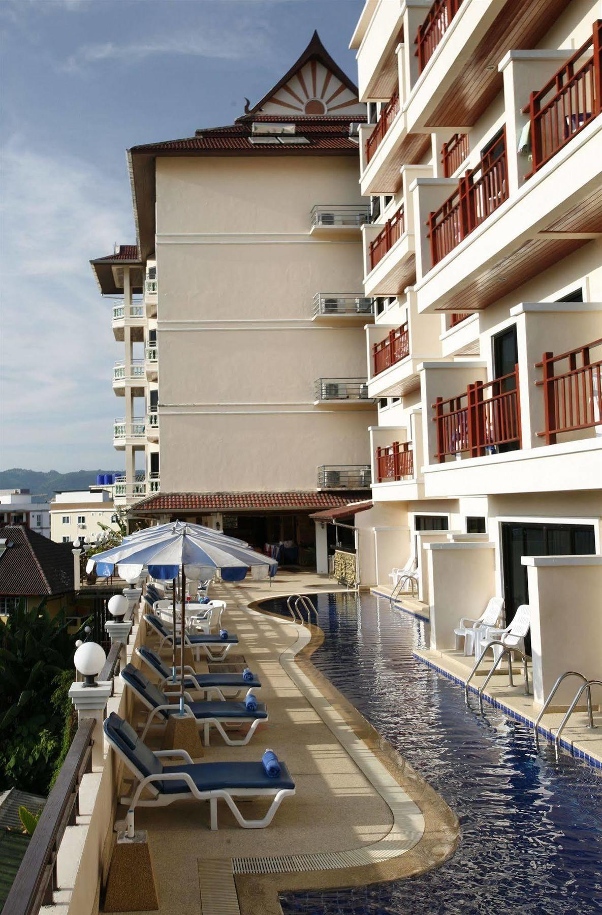 Jiraporn Hill Resort Patong Exterior foto